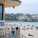 Rose Bay Retreat - Light Airy Balcony Ac & Views
