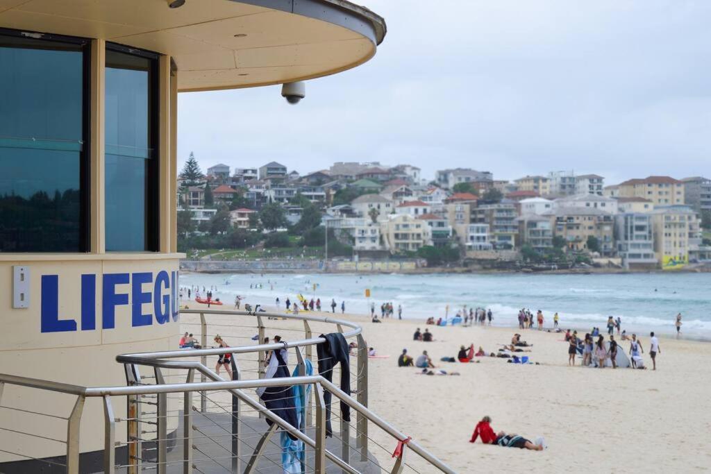 Rose Bay Retreat - Light Airy Balcony Ac & Views