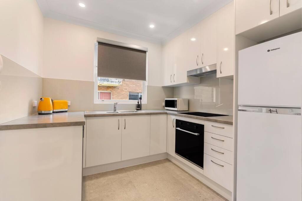 Apartment Rose Bay Retreat - Light Airy Balcony Ac & Views *